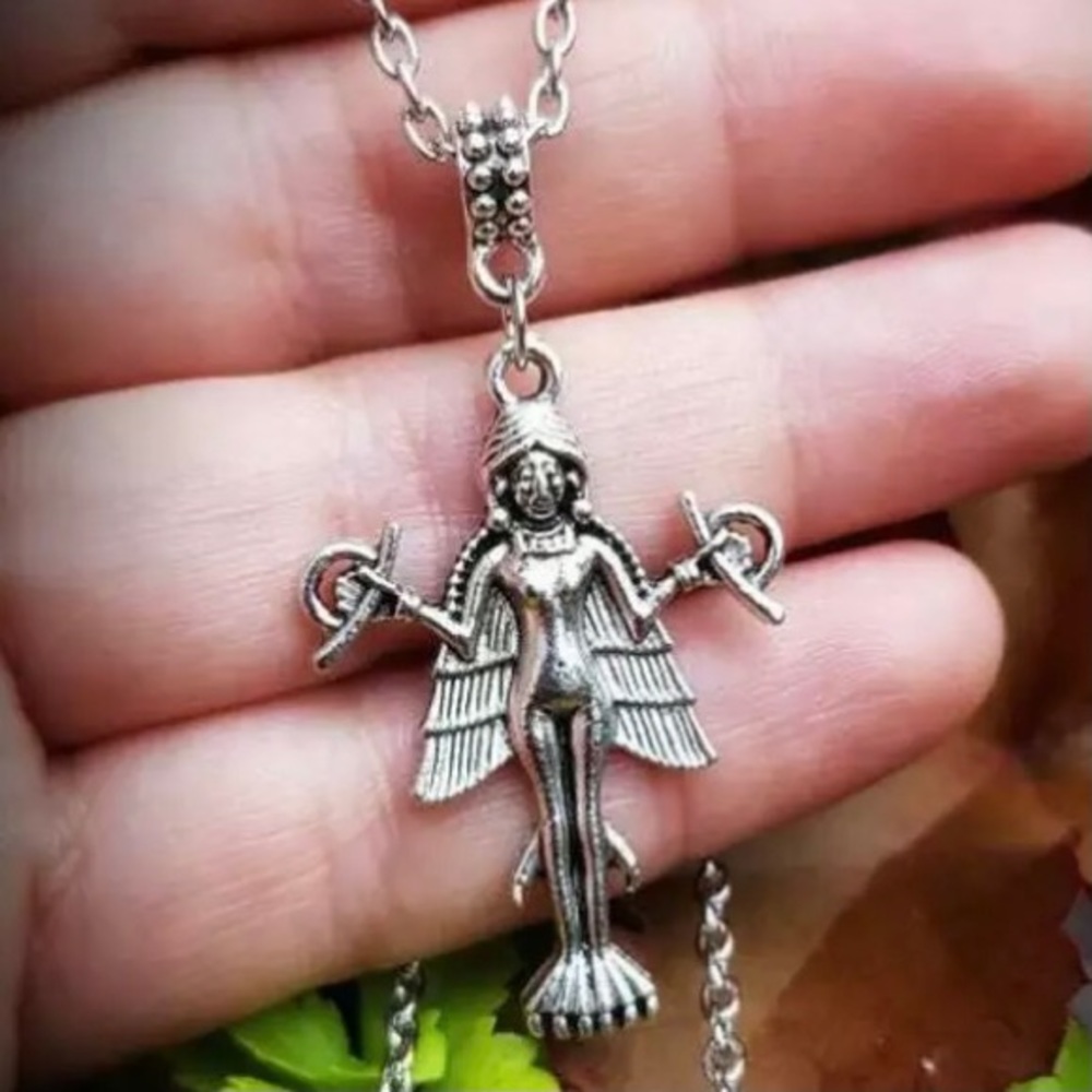 Lilith Pendant